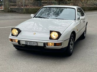 924
