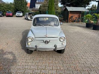 seat 600 d mit selbstmörder türen