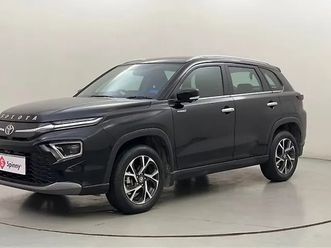 TOYOTA URBAN CRUISER