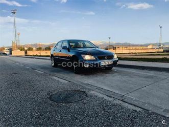 lexus is200 2.0 premium