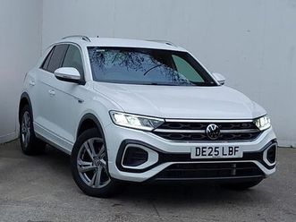 2025 volkswagen t-roc 1.5 tsi r-line hatchback 5d dsg