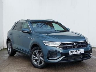 2025 volkswagen t-roc 1.5 tsi r-line hatchback 5d dsg