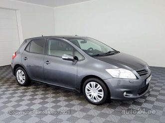 toyota auris linea sol facelift lpg 1.6 97кв