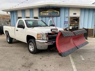 2007 chevrolet silverado 2500hd work truck 2dr regular cab 4wd lb