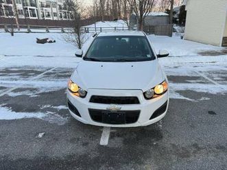 2016 chevrolet sonic · lt hatchback 4d