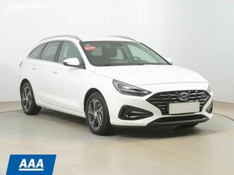 hyundai i30 1.6 crdi, automat, čr,1.maj