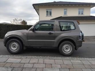 mitsubishi pajero 3 türer # wenig km # 8 fach bereifung