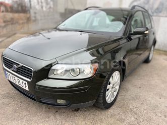 volvo v50 2.4 momentum
