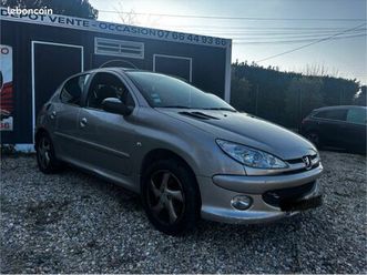 peugeot 206 1.6i 110cv toit panoramique garantie