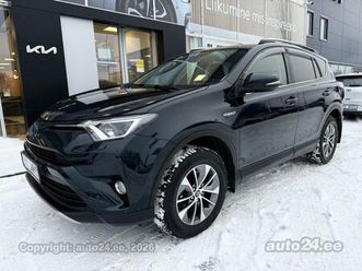 toyota rav4 luxury 2.5 114кв
