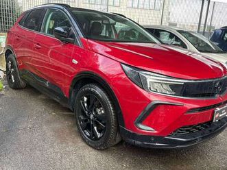 grandland i 2022 1.2 gs line s