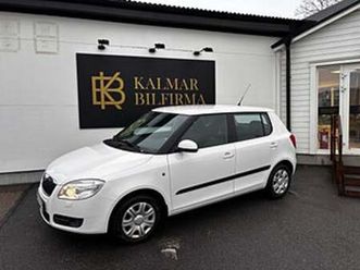 skoda fabia 1.2 ambiente 69hk, 2 ägare, svensksåld, fordonsskatt 998:-