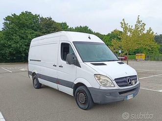 mercedes-benz sprinter f37/33 310 cdi tn 3posti*cl