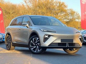 77kwh trophy long range auto 5dr