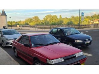 1988 nissan sunny rouge manuel, 5 vitesses conduite à gau...