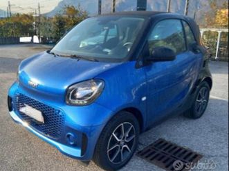 smart fortwo eq passion - solo 9.375km !!