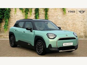 e 42.5kwh exclusive auto 5dr