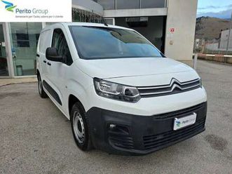 bluehdi 100 s&s van m club con allestimento cover