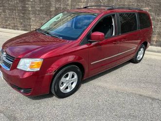 2010 dodge grand caravan - 2 owner! clean carfax! 4.0l!