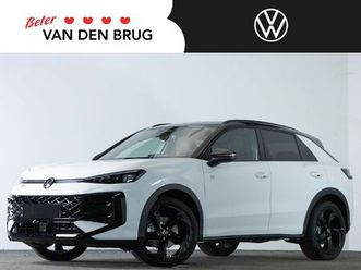 volkswagen t-roc r-line first edition 1.5 etsi 150 pk | panoramadak| trekhaak | elek. achterklep | stuur & stoelverwarming | iq.light | black style |