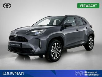 toyota yaris cross 1.5 hybrid 115 dynamic + winter pakket | stoel + stuur + voorruit verwarming | led | navigatie | pdc voor en achter |