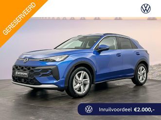 volkswagen t-roc life first edition 1.5 etsi 85 kw / 116 pk suv 7 v