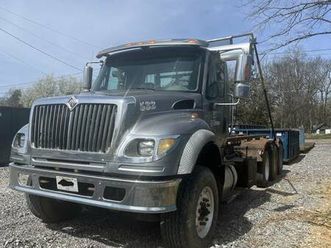 2005 international rolloff 7600