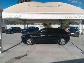 leon1.0 tsi 110 cv style autom palette f1 perfetta