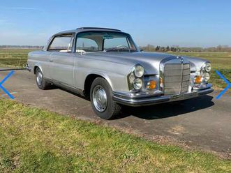 mercedes-benz 220se w111