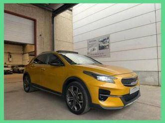 ② gps/caméra kia xceed 1.4 t-gdi sense 140 pk option complète — kia — 2ememain