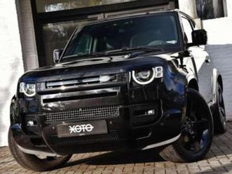 ② land rover defender 90 p525 v8 * full black / btw / lichte v — land rover — 2ememain