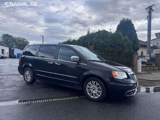 lancia voyager 3,6 platinum lpg 2x dvd čr 2013 dph