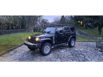jeep wrangler unlimited 2.8crd sahara maio/12
