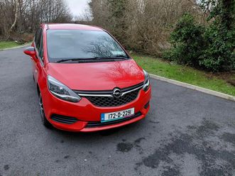 opel zafira 2017