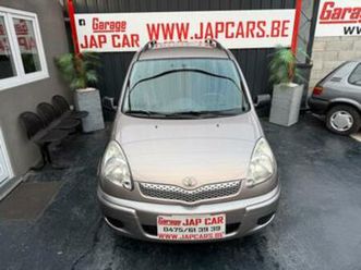 ② toyota yaris verso 1300cc essence — toyota — 2ememain