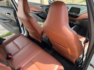 hatch lt 1.0 12v flex mec. 4p