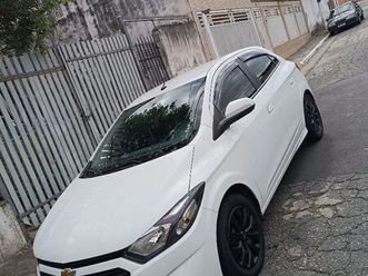 hatch lt 1.4 8v flex aut. 4p