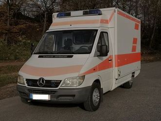 mercedes-benz sprinter 313 cdi rtw rettungswagen krankenwagen