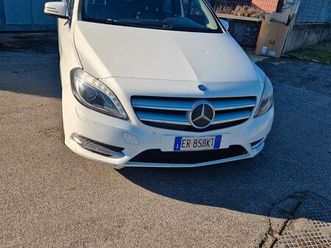 mercedes b200