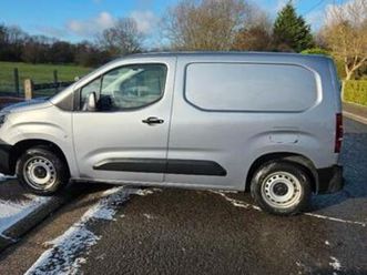 ② opel combo 1,5 d full confort — camionnettes & utilitaires — 2ememain