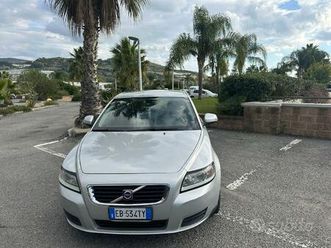 VOLVO V50 volvo-v50-1-6-diesel-neopatentati