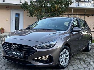 hyundai i30 1.5 mpi 110 trend 1 lastnik-slovenski-odličen