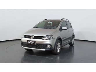 volkswagen fox 1.6 vht total flex crossfox hatchback 2014