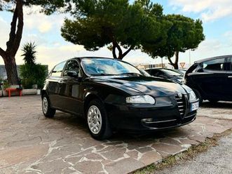 alfa-romeo-147-1-9-jtd-115-cv-cat-5p-distinctiv