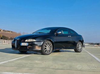 alfa gt 1.9 luxury