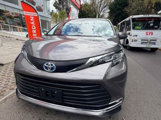 toyota sienna 3.5 xle at