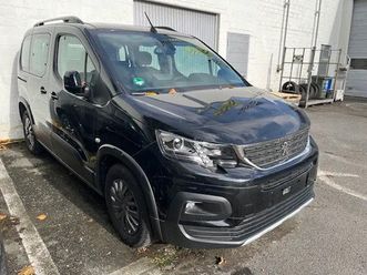 bluehdi s/s allure pack*als nieuw !