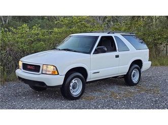 GMC JIMMY 2001-gmc-jimmy-sls-1-owner-27k-actual-miles-garage-kept
