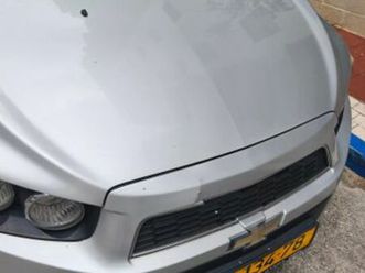 lt אוט׳ האצ'בק 5 דל 1.6 (116 כ״ס)