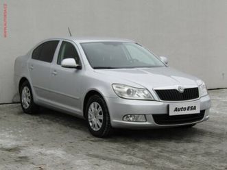 škoda octavia, 1.6 tdi, čr, elegance, sedan, nafta
